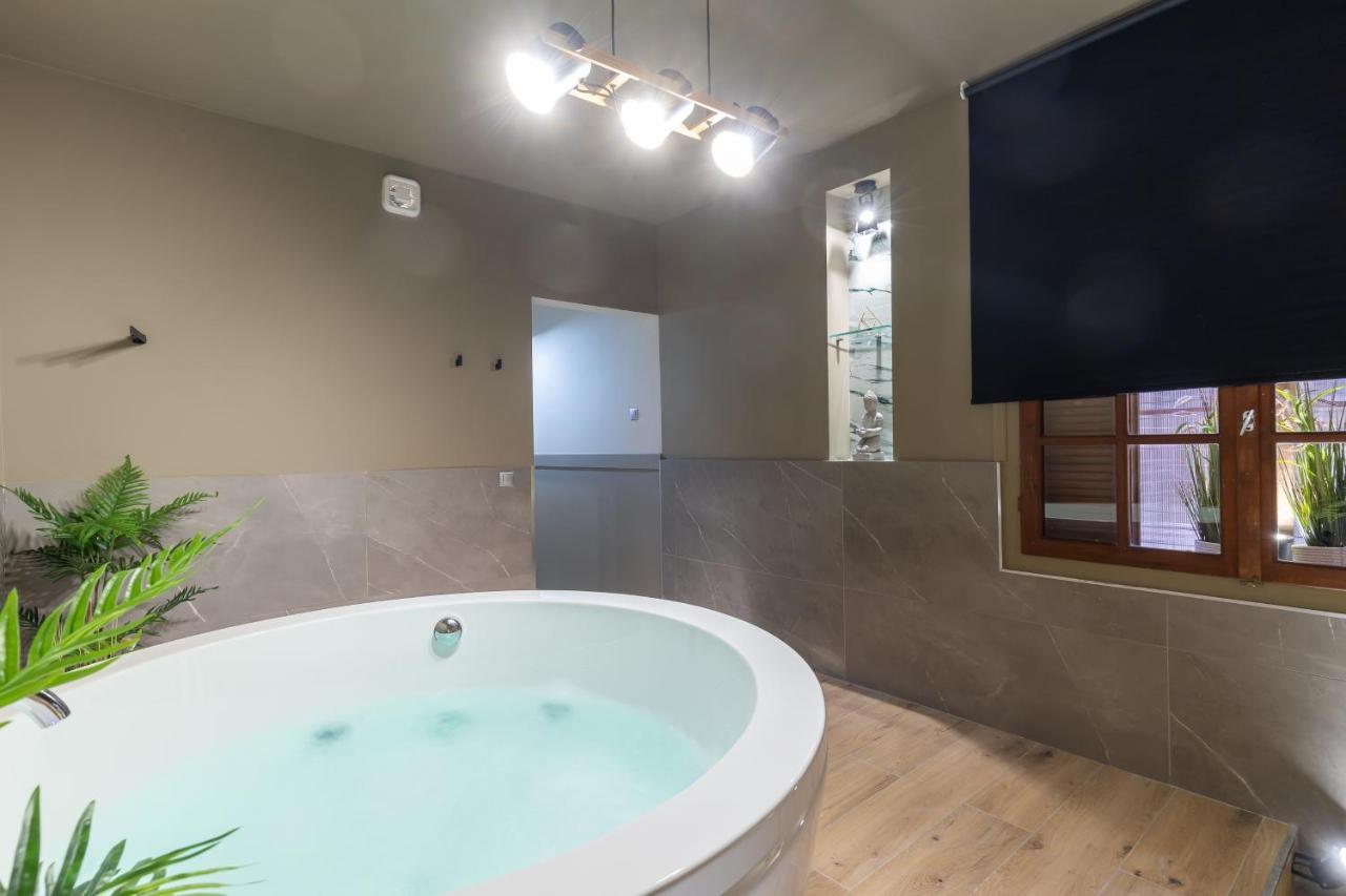 Апартаменты Noho Boutique , Premium Living Dikeou 8 Афины Экстерьер фото
