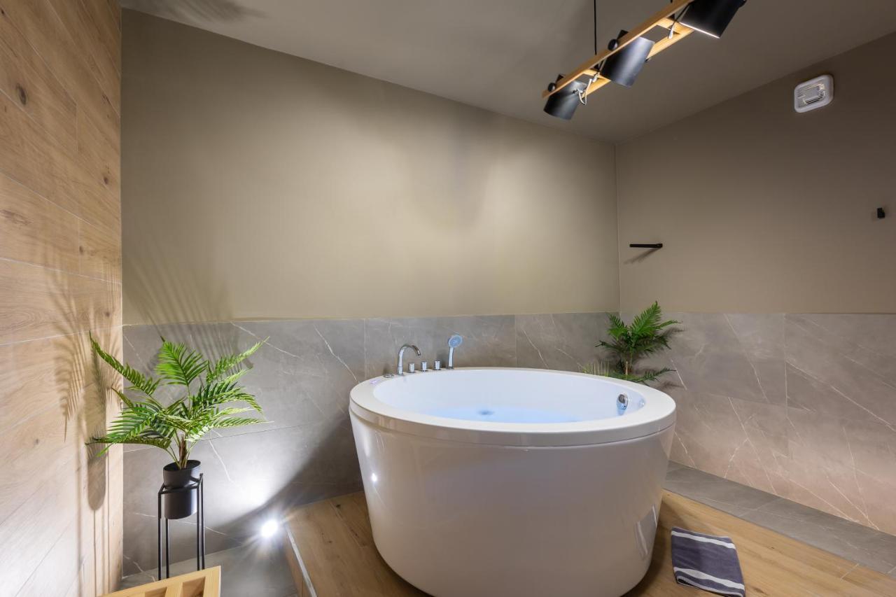 Апартаменты Noho Boutique , Premium Living Dikeou 8 Афины Экстерьер фото
